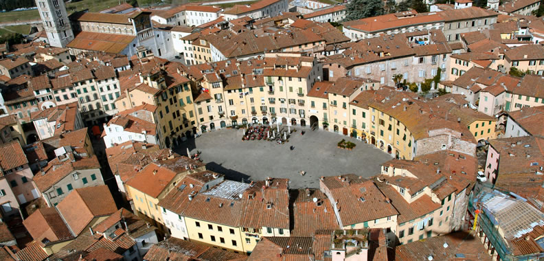 Discover Lucca in Italy - Rolling Hills Francesco Conforti